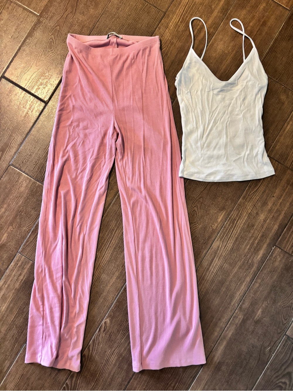 Wilfred Pink Wide-Leg Lounge Pants with White Ribbed Cami Set